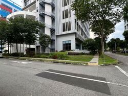 Hh @ Kallang (D13), Factory #605306111